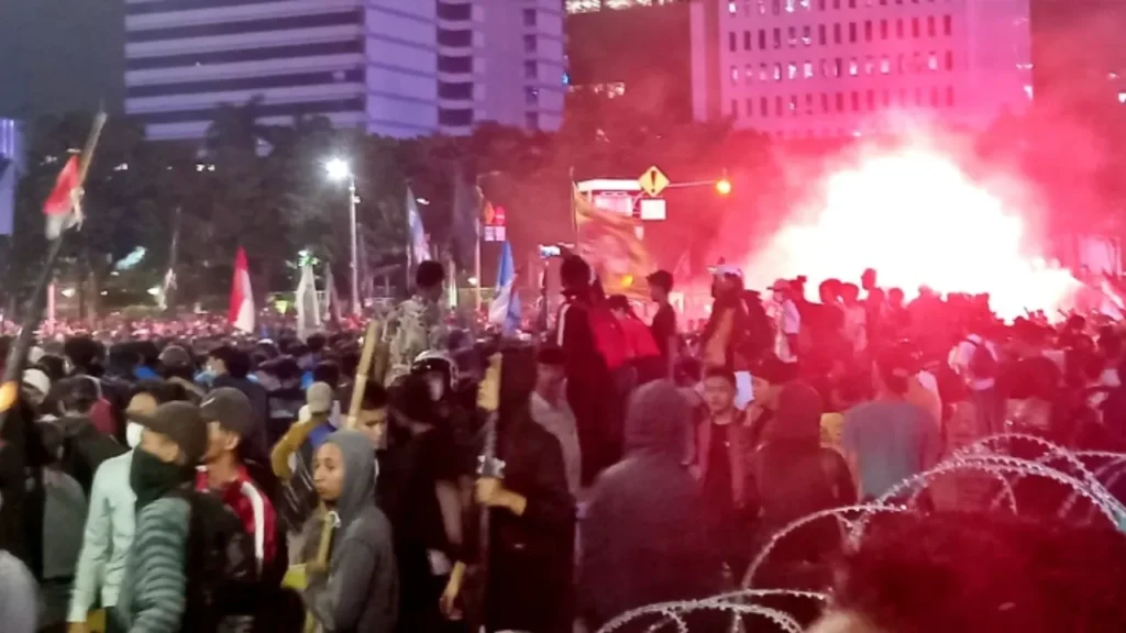 Lempar Batu Dalam Aksi May Day, 5 Mahasiswa Diamankan Polisi