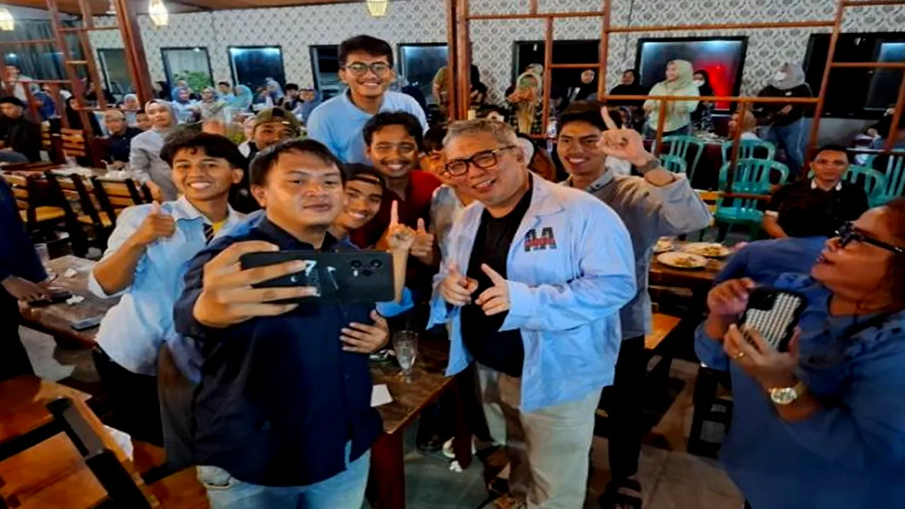 Ahmad Ali Mengajak Anak Muda Menjadi Pebisnis Milenial dan Gen Z